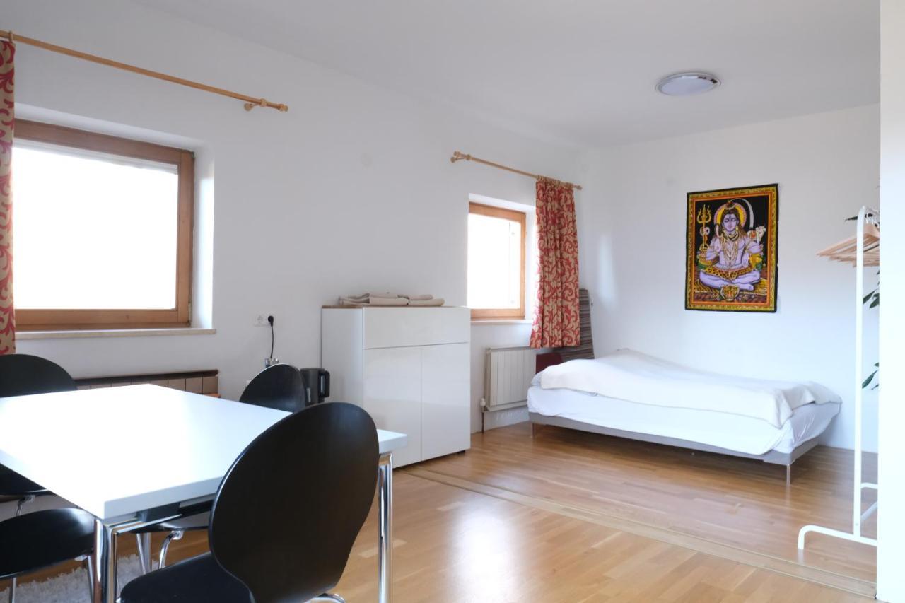 אינסברוק Doppelzimmer מראה חיצוני תמונה