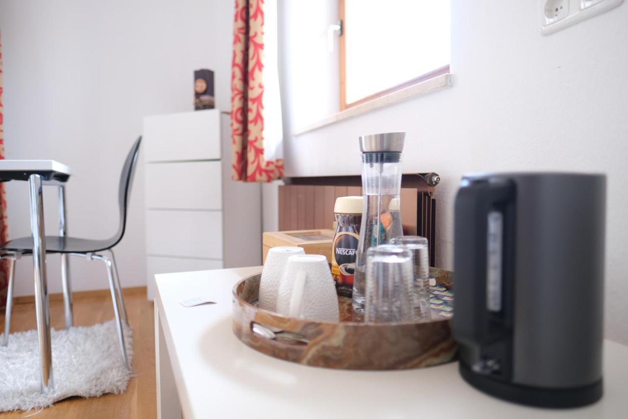 אינסברוק Doppelzimmer מראה חיצוני תמונה